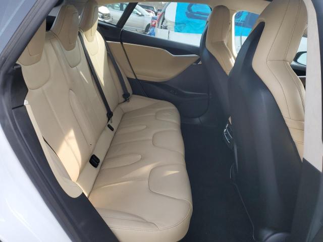 Photo 10 from auction – 2015 TESLA MODEL S with VIN 5YJSA1E27FF115694