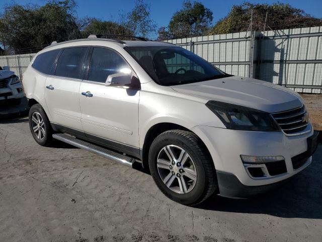 Photo 4 from auction – 2015 CHEVROLET TRAVERSE L with VIN 1GNKRHKD6FJ220119
