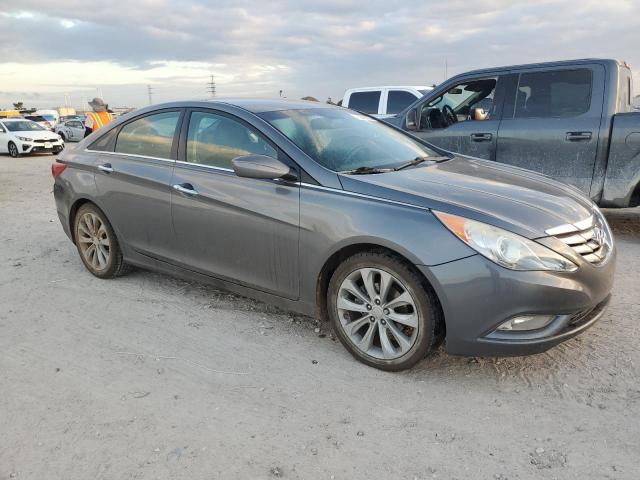 Photo 4 from auction – 2011 HYUNDAI SONATA SE with VIN 5NPEC4AB7BH317655