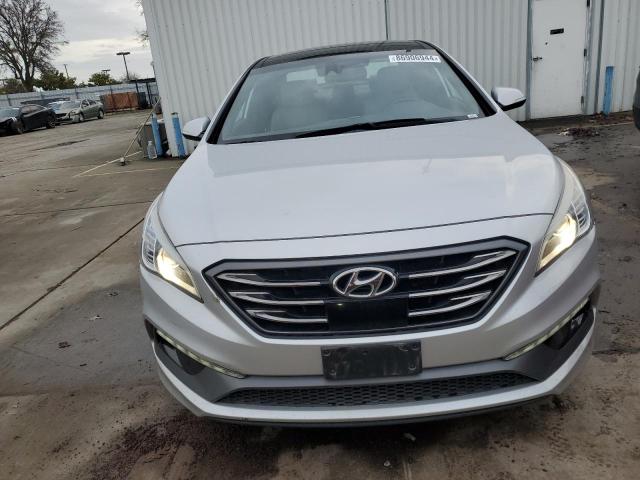 Photo 5 from auction – 2017 HYUNDAI SONATA SPO with VIN 5NPE34AB2HH561500