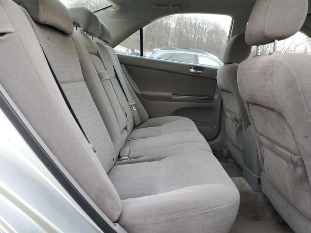 Photo 10 from auction – 2005 TOYOTA CAMRY with VIN JTDBE32K353027032