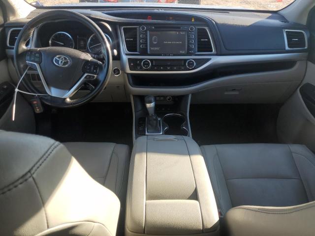 Photo 8 from auction – 2017 TOYOTA HIGHLANDER with VIN 5TDJZRFHXHS386351