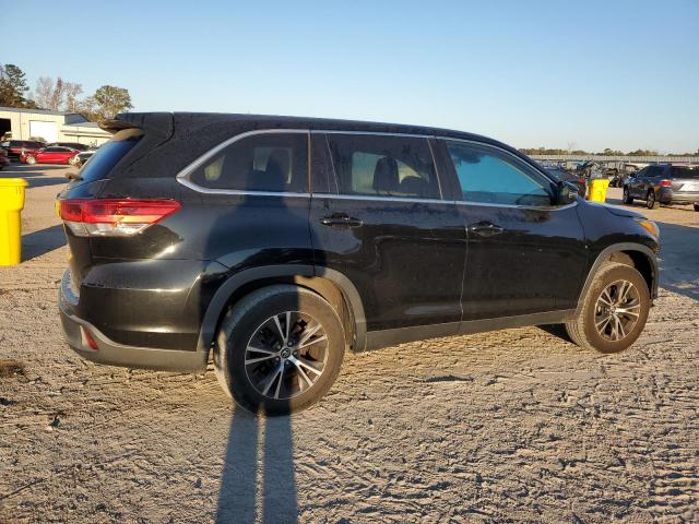 Photo 3 from auction – 2019 TOYOTA HIGHLANDER with VIN 5TDZZRFH8KS304689