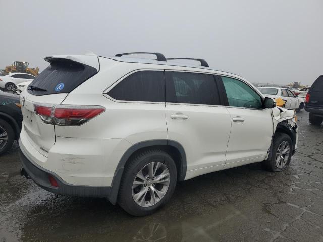 Photo 3 from auction – 2014 TOYOTA HIGHLANDER with VIN 5TDJKRFH8ES052934