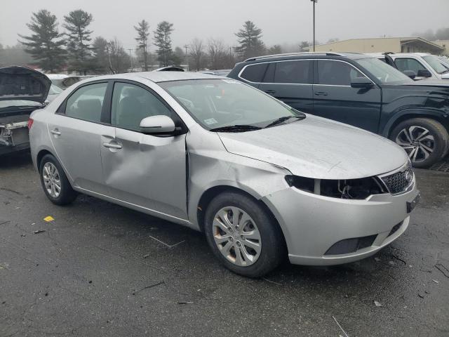 Zdjęcie 4 z aukcji – 2013 KIA FORTE EX z VIN KNAFU4A29D5729934