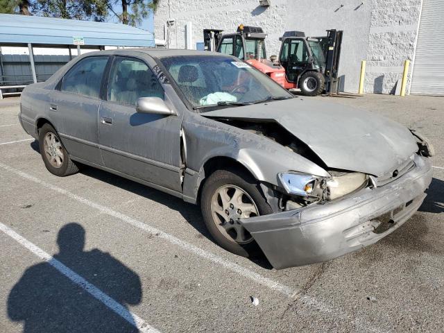 Photo 4 from auction – 1998 TOYOTA CAMRY LE with VIN JT2BF28K4W0106302