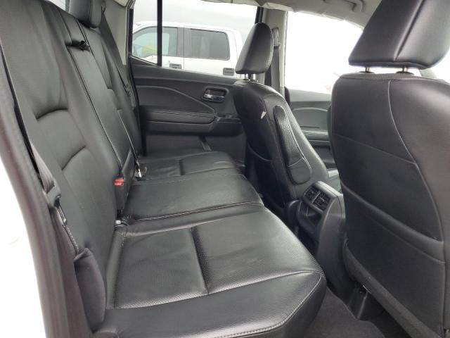 Photo 10 from auction – 2017 HONDA RIDGELINE with VIN 5FPYK2F66HB011044