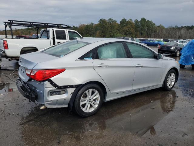 Photo 3 from auction – 2011 HYUNDAI SONATA GLS with VIN 5NPEB4AC7BH191566