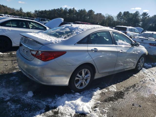 Photo 3 from auction – 2011 HYUNDAI SONATA SE with VIN 5NPEC4ACXBH079342