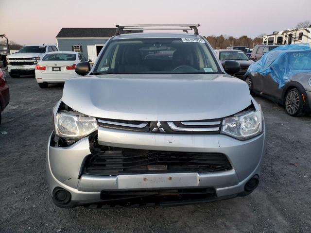 Photo 5 from auction – 2014 MITSUBISHI OUTLANDER with VIN JA4AD2A34EZ006524