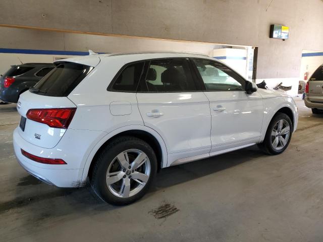 Photo 3 from auction – 2018 AUDI Q5 PREMIUM with VIN WA1ANAFY5J2030538