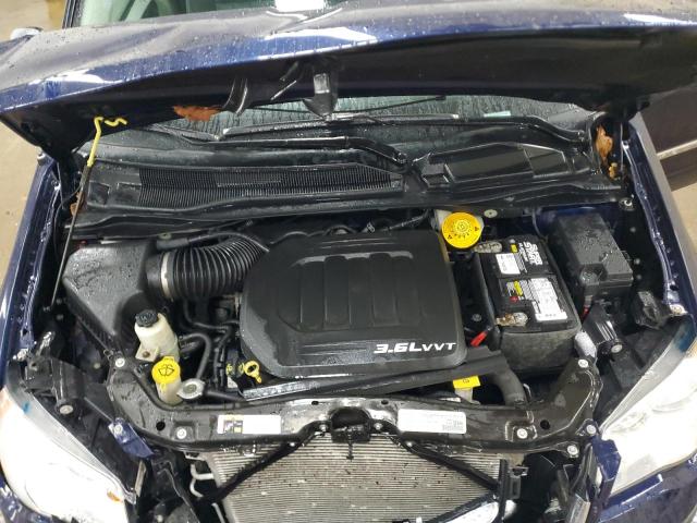 Photo 12 from auction – 2016 CHRYSLER TOWN & COU with VIN 2C4RC1CGXGR190905