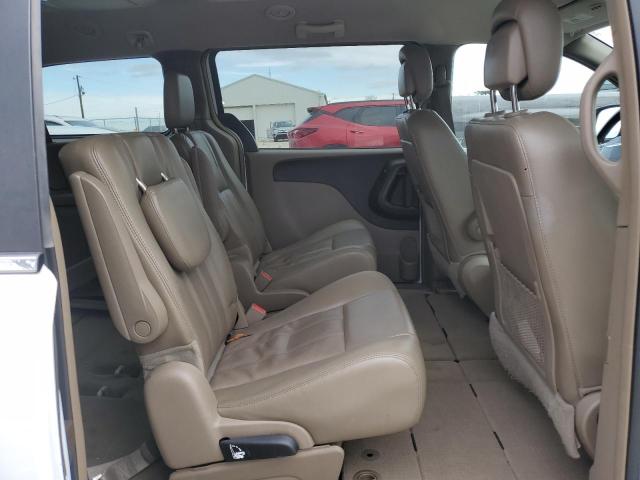 Photo 11 from auction – 2014 CHRYSLER TOWN & COU with VIN 2C4RC1BG9ER381276