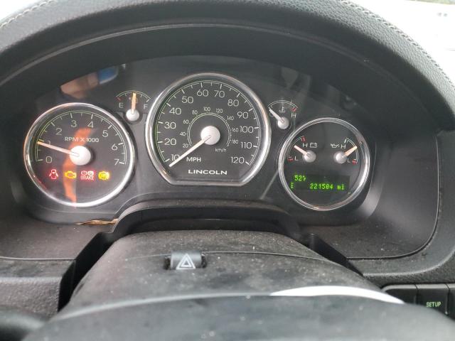 Photo 9 from auction – 2006 LINCOLN MARK LT with VIN 5LTPW18596FJ22426