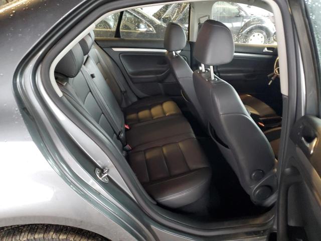 Photo 10 from auction – 2008 VOLKSWAGEN JETTA WOLF with VIN 3VWRA71KX8M184883