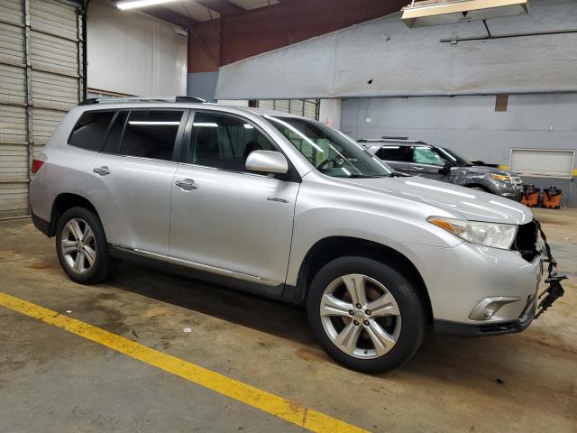 Photo 4 from auction – 2012 TOYOTA HIGHLANDER with VIN 5TDDK3EH8CS135773
