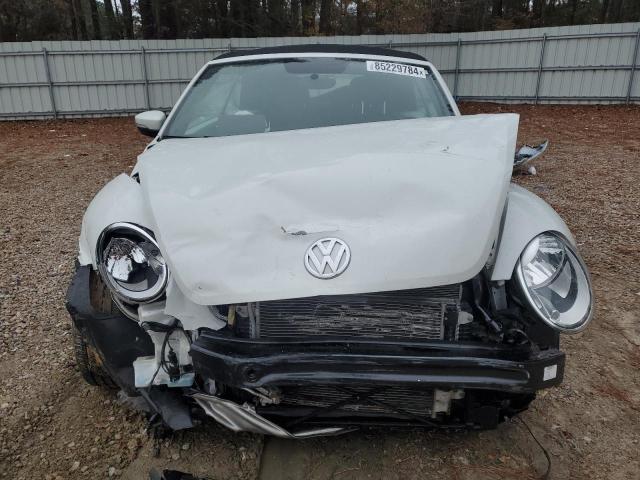 Photo 5 from auction – 2018 VOLKSWAGEN BEETLE S with VIN 3VW5DAAT8JM512819