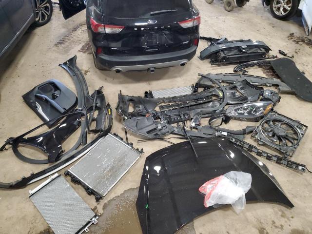 Photo 13 from auction – 2020 FORD ESCAPE SEL with VIN 1FMCU9H90LUB65290