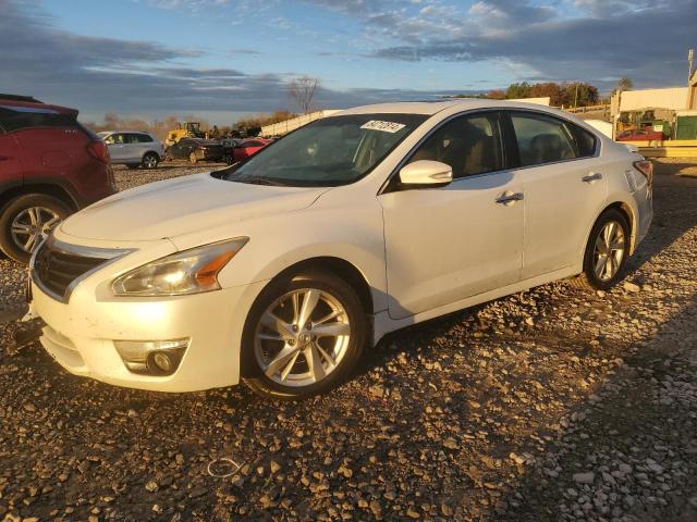 NISSAN ALTIMA 2.5 2014 with VIN 1N4AL3AP1EC325910 - Photo from auction