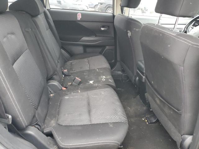 Photo 11 from auction – 2016 MITSUBISHI OUTLANDER with VIN JA4AZ3A37GZ030584