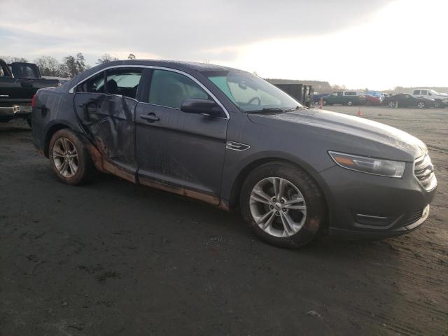 Photo 4 from auction – 2015 FORD TAURUS SEL with VIN 1FAHP2H81FG172404