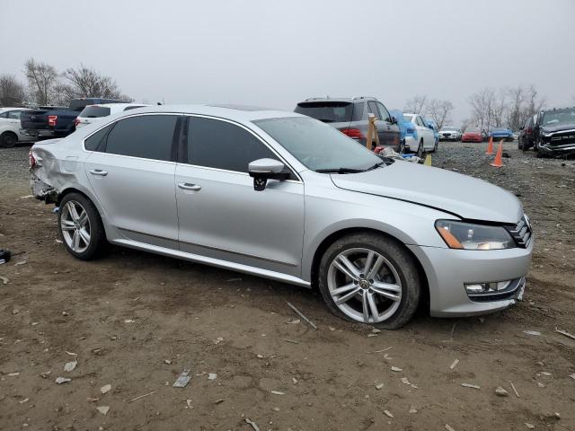 Photo 4 from auction – 2014 VOLKSWAGEN PASSAT SEL with VIN 1VWCN7A32EC072983