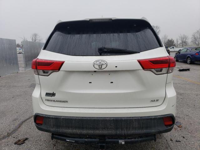 Photo 6 from auction – 2017 TOYOTA HIGHLANDER with VIN 5TDKZRFHXHS524930