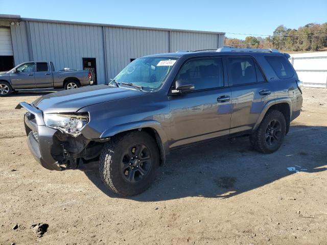 TOYOTA 4RUNNER SR 2015 with VIN JTEZU5JR3F5100347 - Photo from auction