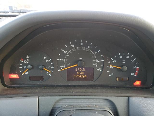 Photo 9 from auction – 2001 MERCEDES-BENZ E 320 with VIN WDBJF65J11B229041