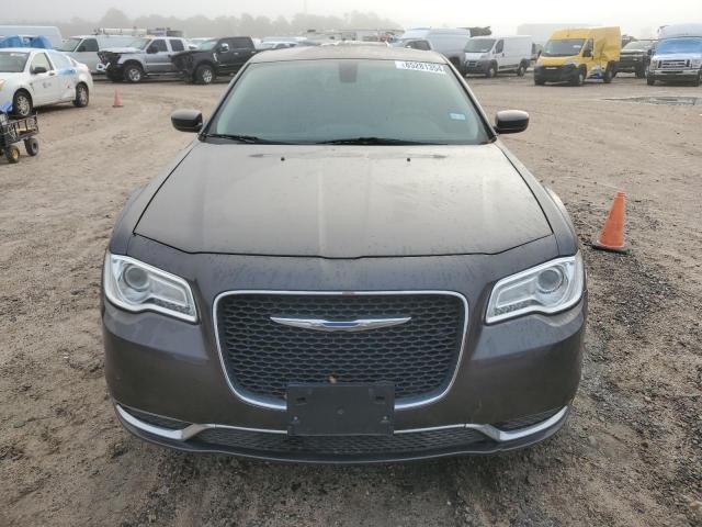 Photo 5 from auction – 2017 CHRYSLER 300 LIMITE with VIN 2C3CCAAG8HH617728