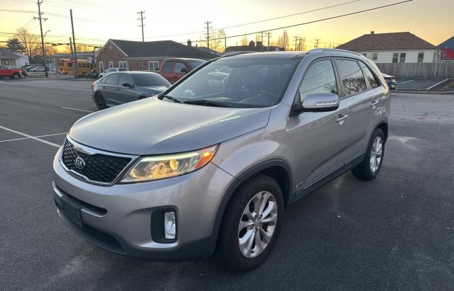 Photo 2 from auction – 2015 KIA SORENTO EX with VIN 5XYKUDA73FG569217