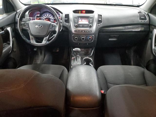 Photo 8 from auction – 2014 KIA SORENTO LX with VIN 5XYKTDA72EG477629