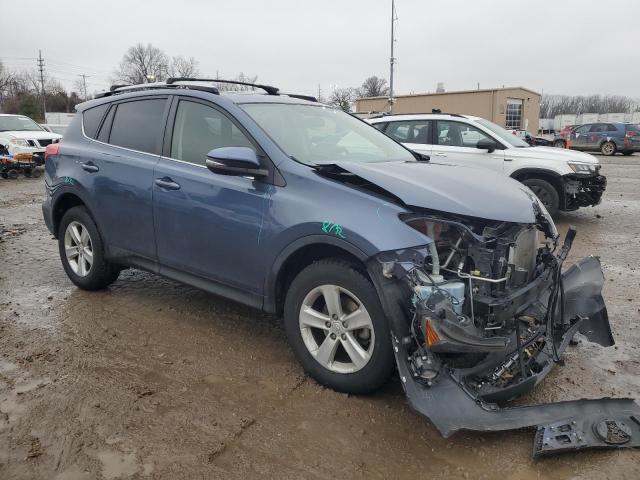 Photo 4 from auction – 2014 TOYOTA RAV4 XLE with VIN JTMRFREV5ED071354