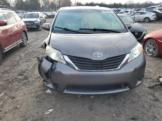 Photo 5 from auction – 2014 TOYOTA SIENNA LE with VIN 5TDKK3DC5ES450594