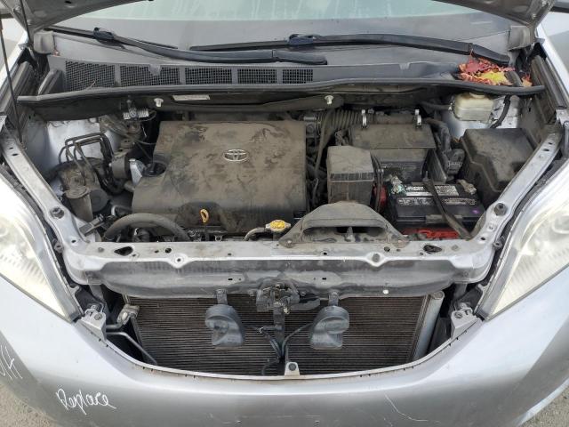 Photo 11 from auction – 2016 TOYOTA SIENNA LE with VIN 5TDKK3DC9GS745314