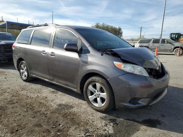 Photo 4 from auction – 2014 TOYOTA SIENNA LE with VIN 5TDKK3DC4ES503124