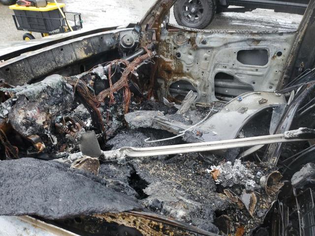Photo 7 from auction – 2004 TOYOTA 4RUNNER SR with VIN JTEZU14R648020301