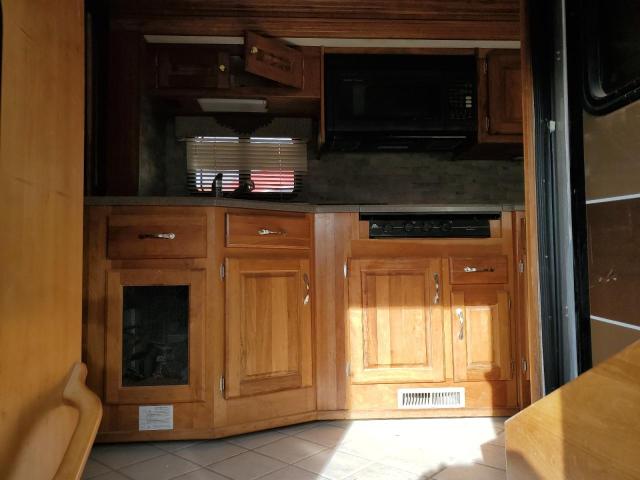 Photo 6 from auction – 2003 HOLR MOTORHOME with VIN 1RF42464032020814