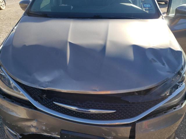 Photo 12 from auction – 2017 CHRYSLER PACIFICA T with VIN 2C4RC1BG1HR575997