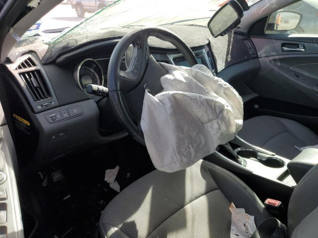 Photo 8 from auction – 2012 HYUNDAI SONATA SE with VIN 5NPEC4AC1CH397173