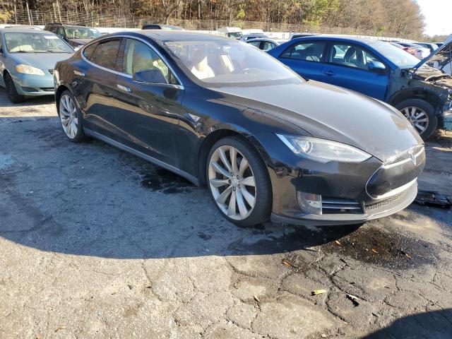 Photo 4 from auction – 2013 TESLA MODEL S with VIN 5YJSA1CN5DFP17522