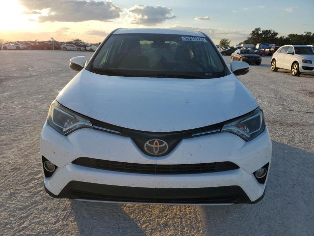 Photo 5 from auction – 2017 TOYOTA RAV4 XLE with VIN 2T3RFREV7HW656394