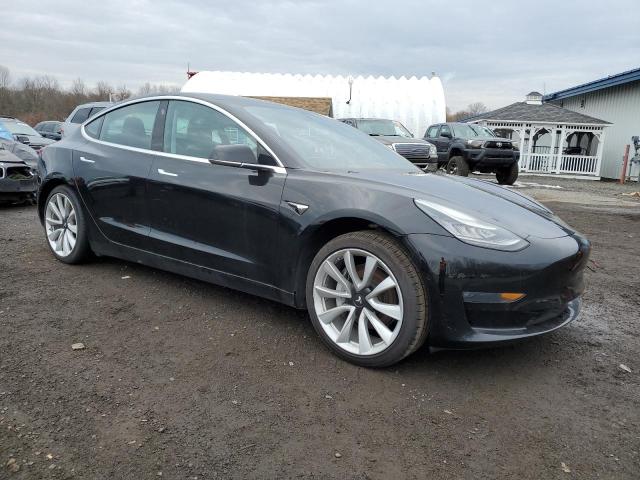Photo 4 from auction – 2018 TESLA MODEL 3 with VIN 5YJ3E1EAXJF154501