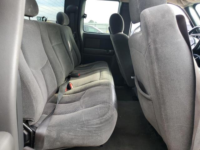 Photo 10 from auction – 2004 CHEVROLET SILVERADO with VIN 2GCEC19V541226241