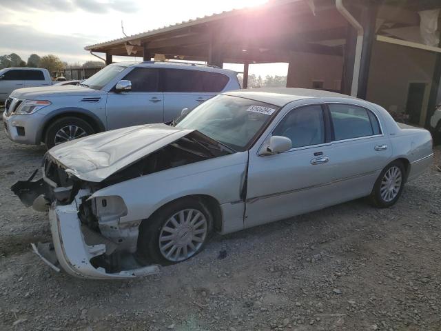 LINCOLN TOWN CAR E 2004 with VIN 1LNHM81W54Y640202 - Photo from auction