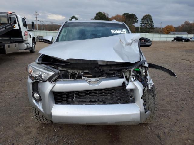 Photo 5 from auction – 2016 TOYOTA 4RUNNER SR with VIN JTEBU5JRXG5361123