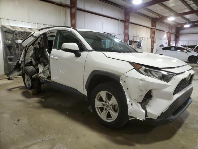 Photo 4 from auction – 2020 TOYOTA RAV4 XLE with VIN 2T3W1RFV5LC042955