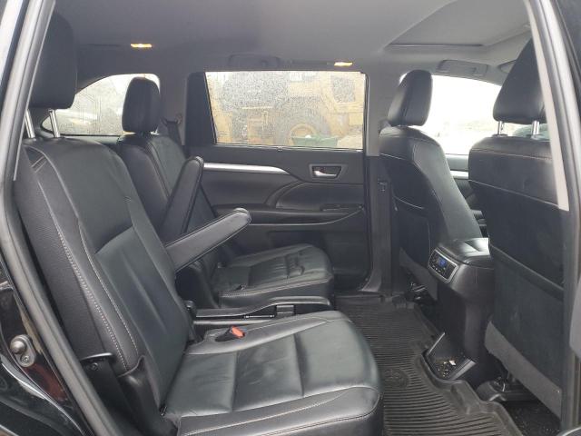 Photo 11 from auction – 2019 TOYOTA HIGHLANDER with VIN 5TDJZRFH8KS627993