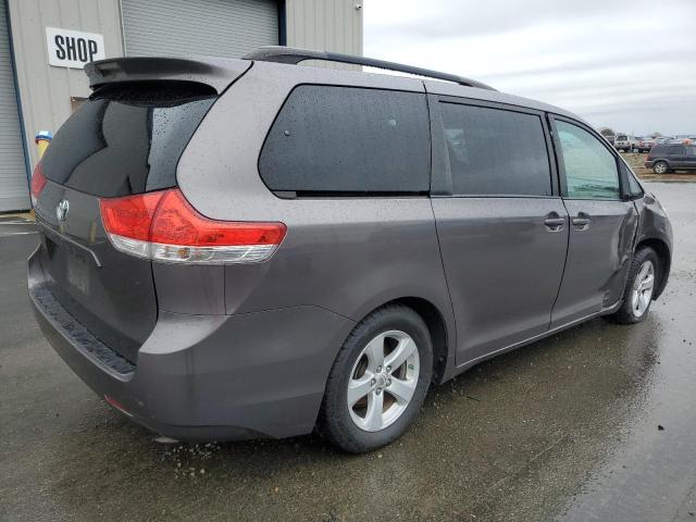 Photo 3 from auction – 2011 TOYOTA SIENNA LE with VIN 5TDKK3DC8BS100128