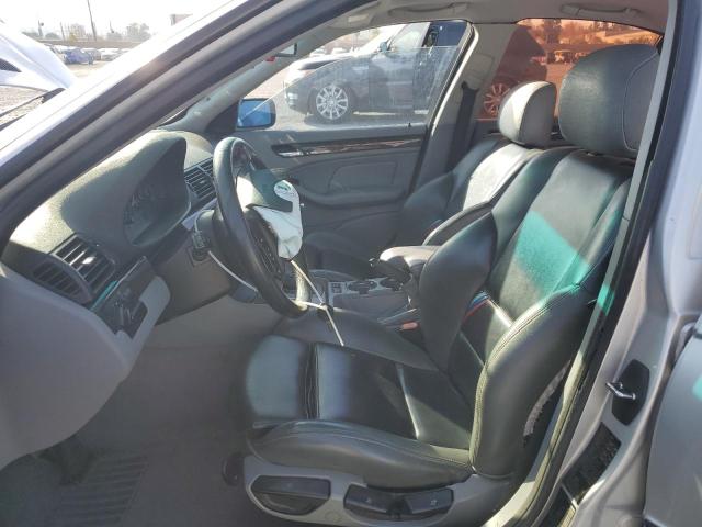 Photo 7 from auction – 2001 BMW 325 I with VIN WBAAV33401FU77786